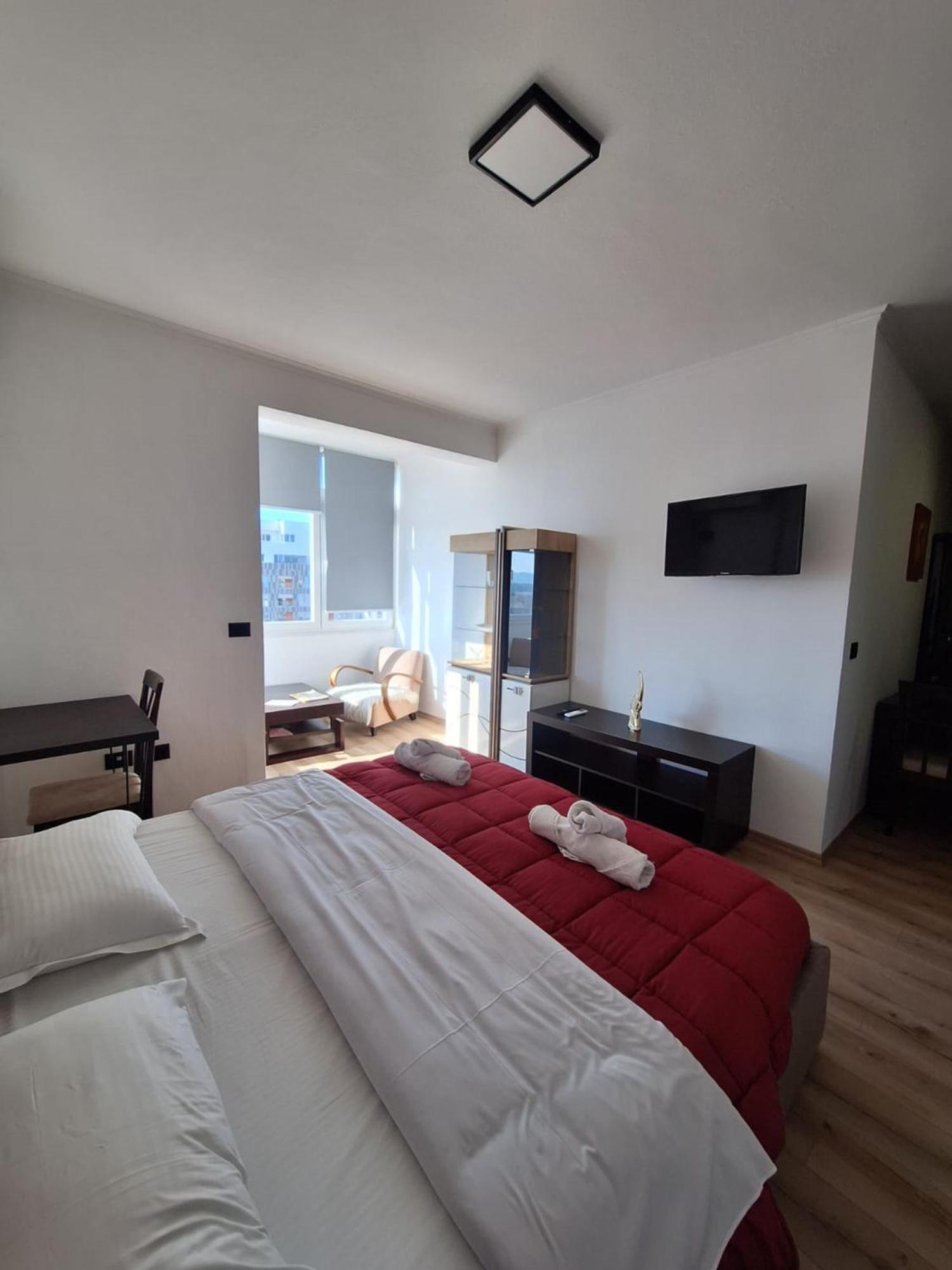 Albania Apartment Near Tirana City Center Double Or Twin Bed 外观 照片
