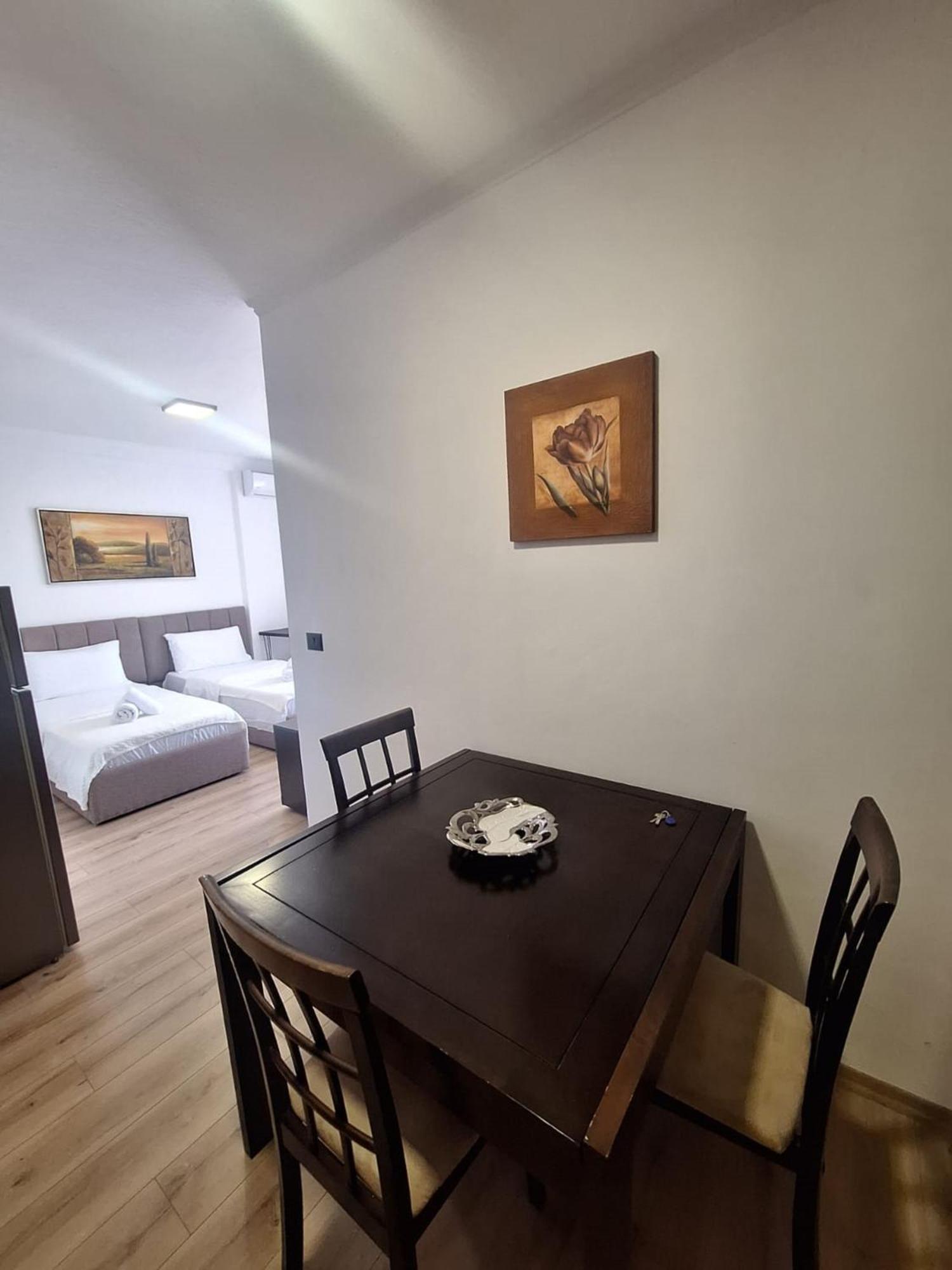 Albania Apartment Near Tirana City Center Double Or Twin Bed 外观 照片